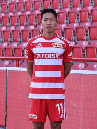 Wooyeong Jeong 1 FC Union Berlin FCU Football 1 BL Bundesliga Porträttermin Season 2025 2026 Headshot, portrait, introduction, presentation, press event, GER 19 08 25