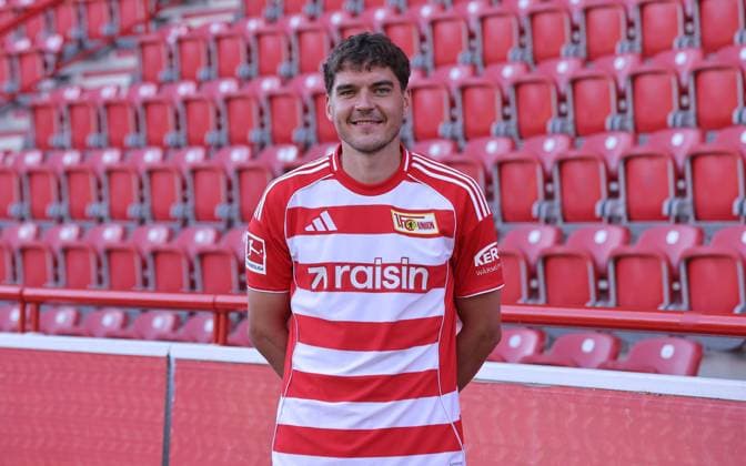 Robert Skov 1 FC Union Berlin FCU Football 1 BL Bundesliga portrait appointment season 2025 2026 headshot, portrait, introduction, presentation, press event, GER 19 08 25