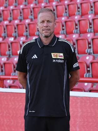 Co Coach Kevin McKenna 1 FC Union Berlin FCU Soccer 1 BL Bundesliga Porträttermin Season 2025 2026 Headshot, portrait, introduction, presentation, press event, GER 19 08 25