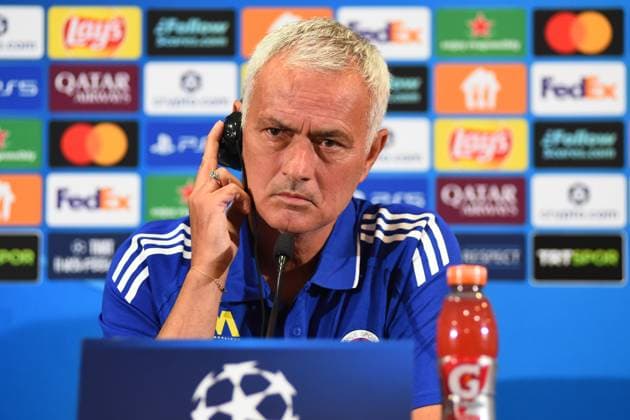 Fenerbahce head coach Jose Mourinho speaks during a press conference, PK, Pressekonferenz at Chobani Stadium in Istanbul, ahead of the UEFA Champions League playoff first leg match against Benfica. Istanbul, Turkey August 19, 2025. ( Photo by Seskimphoto ) Istanbul Turkey Istanbul Turkey Copyright: xSeskimphotox Jose-Mourinho_1908 (39)