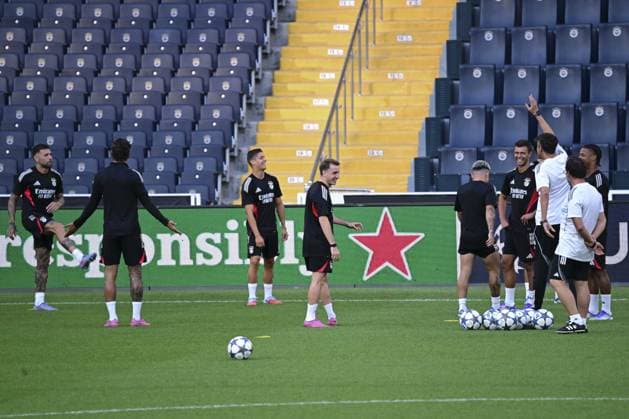 Ahead of Fenerbahce v Benfica - UEFA Champions League ISTANBUL, TURKIYE - AUGUST 19: Kerem Akturkoglu of Benfica takes part in the training session ahead of the UEFA Champions League playoff first leg match between Fenerbahce and Benfica at Chobani Stadium in Istanbul, Turkiye on August 19, 2025. Arif Hudaverdi Yaman Anadolu Istanbul Turkey. Editorial use only. Please get in touch for any other usage.  Copyright: x2025xAnadoluxArifxHudaverdixYamanx