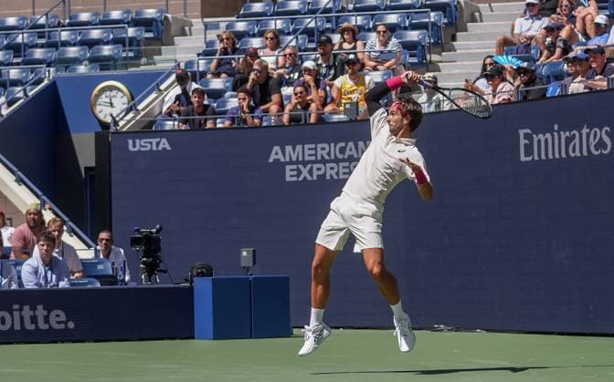 US Open 2025 NEW YORK, UNITED STATES - AUGUST 19: The doubles team of Naomi Osaka of Japan and Gael Monfils of France play against the team of Caty McNally of the United States and Lorenzo Musetti of Italy during the mixed doubles at USTA Billie Jean King National Tennis Center on August 19, 2025, Queens, New York City, USA. Selcuk Acar Anadolu New York United States. Editorial use only. Please get in touch for any other usage.  Copyright: x2025xAnadoluxSelcukxAcarx