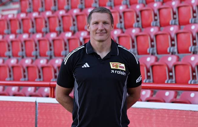 Athletic trainer Martin Krüger 1 FC Union Berlin FCU Football 1 BL Bundesliga Porträttermin Season 2025 2026 Headshot, portrait, introduction, presentation, press event, GER 19 08 25
