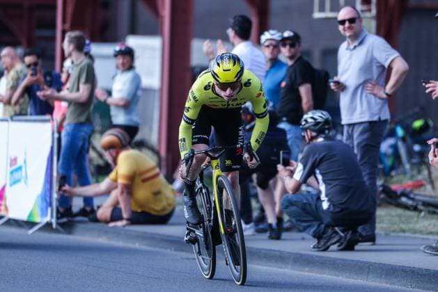 Cycling UCI ProSeries Men Elite Deutschland Tour 2025 Prologue on 20 08 2025 on the grounds of the Zeche Zollverein in Essen James Matthew Brennan TEAM VISMA LEASE A BIKE xJRx