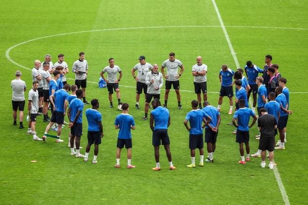 20.08.2025 POZNAN, BULGARSKA , ENEA STADION PILKA NOZNA (FOOTBALL), press conference, PK, Pressekonferenz AND TRAINING OF THE RKC GENK TEAM BEFORE THE MATCH AGAINST LECH POZNAN ( KONFERENCJA PRASOWA I TRENING ZESPOÅU RKC GENK PRZED MECZEM Z LECH POZNAN ) PLAY-OFFS UEFA EUROPA LIGA 2025 - 2026 N P THORSTEN FINK COACH WITH THE TEAM BEFORE TRAINING STARTS FOTO JAKUB PIASECKI CYFRASPORT NEWSPIX.PL --- newspix.pl POLAND OUT! 