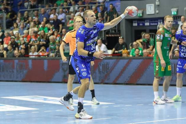 20 08 2025, xgox, Handball Hummel Cup SC Magdeburg TVB Stuttgart emspor, v l Kai Haefner Häfner, Stuttgart, 34 at Siebenmeter Magdeburg