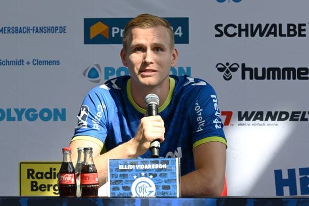 Co-captain Ellidi Vidarsson VfL Gummersbach 4 at the season press conference GER, VfL Gummersbach, team presentation, handball, 1 Bundesliga, season 2025 2026, 20 08 2025 GER, VfL Gummersbach, team presentation, handball, 1 Bundesliga, season 2025 2026, 20 08 2025 Gummersbach Copyright: xEibner-Pressefoto JuergenxAugstx EP_JAT