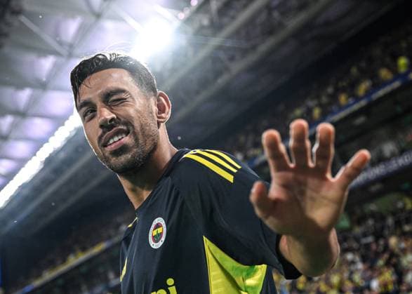 Fenerbahce v Benfica - UEFA Champions League ISTANBUL, TURKIYE - AUGUST 20: Irfan Can Kahveci of Fenerbahce is seen ahead of the UEFA Champions League play-off round 1st leg match between Fenerbahce and Benfica at Chobani Stadium on August 20, 2025 in Istanbul, Turkiye. Elif Ozturk Anadolu Istanbul Turkey. Editorial use only. Please get in touch for any other usage.  Copyright: x2025xAnadoluxElifxOzturkx
