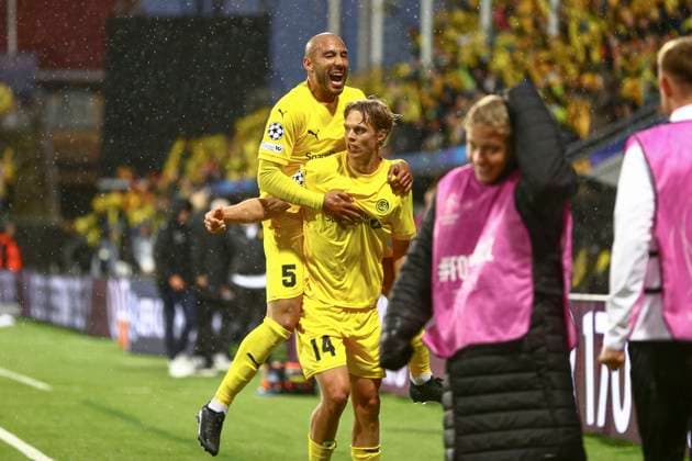 UEFA Champions Leauge Playoff 2025 2026 Bodo Glimt Sturm Graz Bodo 20250820 Bodo Glimts Ulrik Saltnes and Haitam Aleesami celebrate Saltnes 3 0 goal during the UEFA Champions Leauge Playoff match between Bodo Glimt and Sturm Graz at Aspmyra Stadium Photo Mats Torbergsen NTB Bodo Norge EDITORIAL USE ONLY RESTRICTED USE FOR BETTING COMPANIES  Copyright: xMatsxTorbergsenx xNTBx
