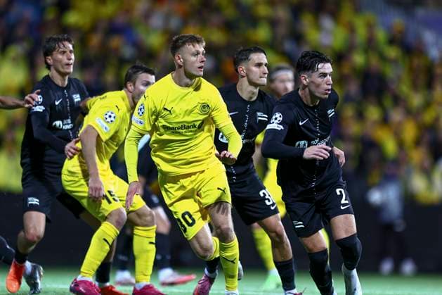 UEFA Champions League Playoff 2025 2026 Bodo Glimt Sturm Graz Bodo 20250820 Bodo Glimts Mathias Jorgensen and Sturm Grazs Max Johnston during the UEFA Champions League Playoff match between Bodo Glimt and Sturm Graz at Aspmyra Stadium Photo Mats Torbergsen NTB Bodo Norway EDITORIAL USE ONLY RESTRICTED USE FOR BETTING COMPANIES  Copyright: xMatsxTorbergsenx xNTBx