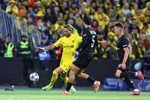 UEFA Champions Leauge Playoff 2025 2026 Bodo Glimt Sturm Graz Bodo 20250820 Bodo Glimts Kasper Waarst Hogh, Sturm Grazs Tim Oermann and Dimitri Lavalee during the UEFA Champions Leauge Playoff match between Bodo Glimt and Sturm Graz at Aspmyra Stadium Photo Mats Torbergsen NTB Bodo Norge EDITORIAL USE ONLY RESTRICTED USE FOR BETTING COMPANIES  Copyright: xMatsxTorbergsenx xNTBx