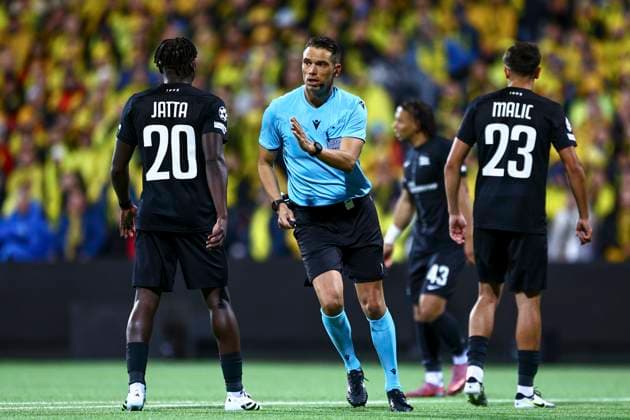 UEFA Champions League Playoff 2025 2026 Bodo Glimt Sturm Graz Bodo 20250820 Referee Sandro Scharer during the UEFA Champions Leauge Playoff match between Bodo Glimt and Sturm Graz at Aspmyra stadium Photo Mats Torbergsen NTB Bodo Norway EDITORIAL USE ONLY RESTRICTED USE FOR BETTING COMPANIES  Copyright: xMatsxTorbergsenx xNTBx