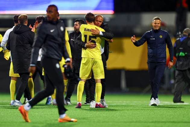 UEFA Champions League Playoff 2025 2026 Bodo Glimt Sturm Graz Bodo 20250820 Bodo Glimt players celebrate the 5 0 victory in the UEFA Champions Leauge Playoff match against Sturm Graz at Aspmyra stadium Photo Mats Torbergsen NTB Bodo Norway EDITORIAL USE ONLY RESTRICTED USE FOR BETTING COMPANIES  Copyright: xMatsxTorbergsenx xNTBx