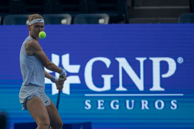 August 20, 2025, Monterrey, Nuevo Leon, Mexico: Marie BouzkovoÂ¡ (CZE) in action against Beatriz Haddad Maia (BRA) during their match at the Monterrey Open WTA, Tennis Damen 500. BouzkovoÂ¡ wins by a score of 6:3 6:4. Monterrey Mexico - ZUMAo125 20250820_zip_o125_008 Copyright: xAntonioxOjedax