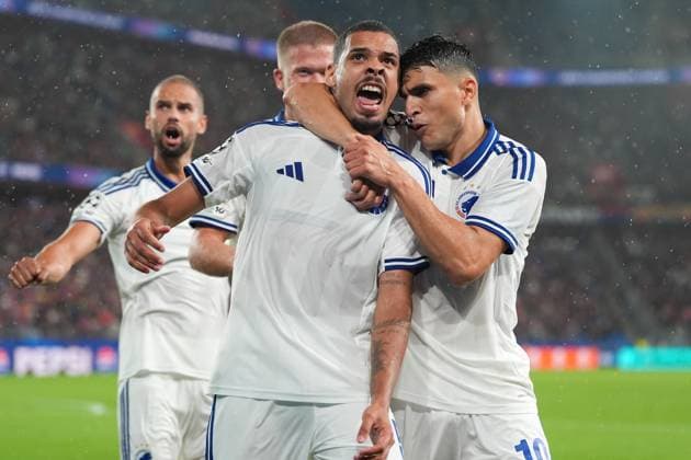 Gabriel Pereira (FC Copenhagen, 5) and Mohamed Elyounoussi (FC Copenhagen, 10) celebrate after a goal during FC Basel 1893 vs FC Copenhagen, UEFA Champions League football match in Basel, Switzerland, August 20 2025  Copyright: xScottxColeman IPAxSportx xipa-agency.netx xx IPA_62826881 IPA_Agency_IPA62826881