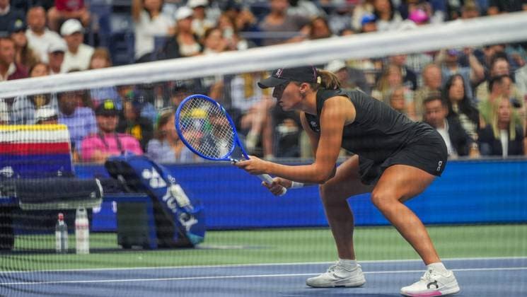 2025 US Open - Mixed Doubles NEW YORK, UNITED STATES - AUGUST 20: Iga Swiatek of Poland and Casper Ruud of Norway play against Jessica Pegula of the USA and Jack Draper of Great Britain in the semi-final of the Mixed Doubles competition at USTA Billie Jean King National Tennis Center on August 20, 2025, in New York City, USA. Selcuk Acar Anadolu New York United States. Editorial use only. Please get in touch for any other usage.  Copyright: x2025xAnadoluxSelcukxAcarx