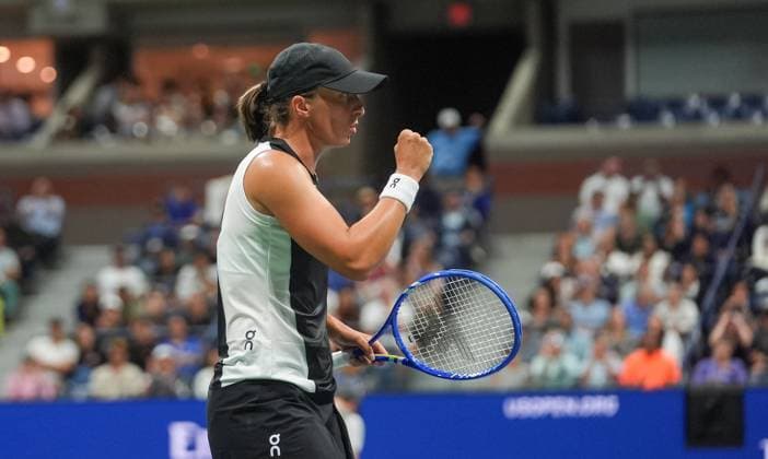 2025 US Open - Mixed Doubles NEW YORK, UNITED STATES - AUGUST 20: Iga Swiatek of Poland and Casper Ruud of Norway play against Jessica Pegula of the USA and Jack Draper of Great Britain in the semi-final of the Mixed Doubles competition at USTA Billie Jean King National Tennis Center on August 20, 2025, in New York City, USA. Selcuk Acar Anadolu New York United States. Editorial use only. Please get in touch for any other usage.  Copyright: x2025xAnadoluxSelcukxAcarx