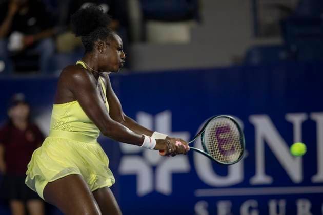 August 20, 2025, Monterrey, Nuevo Leon, Mexico: Alycia Parks (USA) in action against Emma Navarro (USA) during their match at the Monterrey Open WTA, Tennis Damen 500. Monterrey Mexico - ZUMAo125 0831015935st Copyright: xAntonioxOjedax