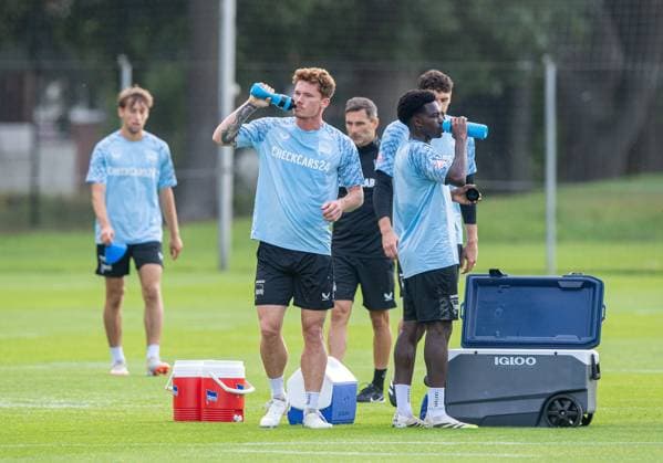 Soccer, Men, Season 2025 26, 2 Bundesliga, Hertha BSC, Training, f l Sebastian Grönning Hertha BSC , Boris Mamuzah Lum Hertha BSC , 20 08 2025, Copyright: xSebastianxRäppold MatthiasxKochx