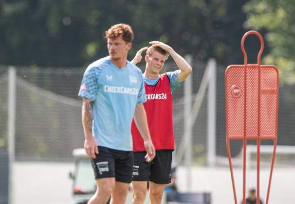 Soccer, Men, Season 2025 26, 2 Bundesliga, Hertha BSC, Training, f l Sebastian Grönning Hertha BSC , Luca Schuler Hertha BSC , 20 08 2025, Copyright: xSebastianxRäppold MatthiasxKochx