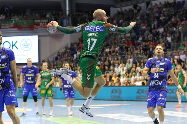 20 08 2025, xgox, Handball Hummel Cup SC Magdeburg TVB Stuttgart emspor, v l Tim Hornke Magdeburg, 17 throws goal, Torschuetze, erzielt Tor, Treffer, scores the goal Magdeburg