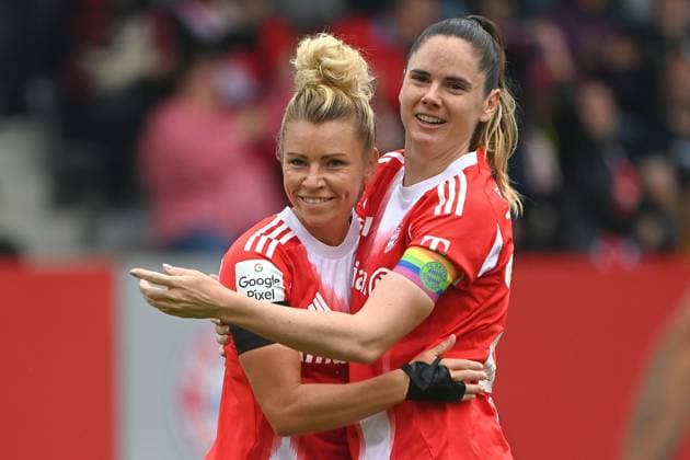Goal celebration from left Linda DALLMANN FCB after goal to 2 0 with Sarah ZADRAZIL FCB cheering,joy,enthusiasm,action,soccer test match FC Bayern Muenchen Women Real Madrid on 21 08 2025 FC Bayern Campus Soccer 1 Bundesliga,season 2024 2025
