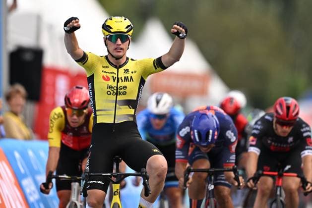 Dutch Olav Kooij of Team Visma-Lease a Bike celebrates after winning the second stage of the Renewi Tour multi-stage cycling race, from Blankenberge to Ardooie (169,4 km) on Thursday 21 August 2025. The five-day race takes place in Belgium and the Netherlands. DAVIDxPINTENS  x131768107x