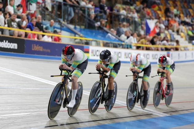 2025 UCI Junior Track World Championships Picture by Alex Whitehead SWpix.com - 21 08 2025 - Cycling - 2025 UCI Junior Track World Championships - Omnisport, Apeldoorn, Netherlands - Women Team Pursuit Round 1 - Anna Dubier (Australia), Amelie Sanders (Australia), Leani Van Der Berg (Australia), Ava Schmidtke (Australia) Copyright: x xSWpix.comx(t axPhotographyxHubxLtd)xAlexxWhitehead SWpix.comx SWP-3030-0788