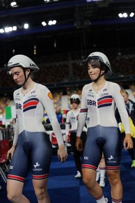 2025 UCI Junior Track World Championships Picture by Alex Whitehead SWpix.com - 21 08 2025 - Cycling - 2025 UCI Junior Track World Championships - Omnisport, Apeldoorn, Netherlands - Women Team Pursuit Round 1 - (L) Abigail Miller (Great Britain) and (R) Erin Boothman (Great Britain) Copyright: x xSWpix.comx(t axPhotographyxHubxLtd)xAlexxWhitehead SWpix.comx SWP-3030-0793