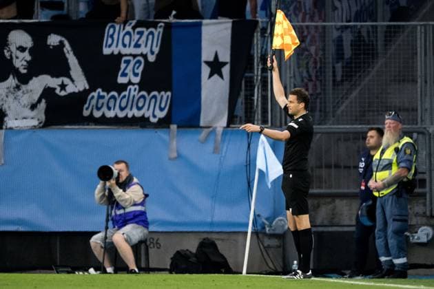 250821 Assistant referee Lasse Koslowski during the first leg UEFA Europa League playoff football match between Malmö FF and SK Sigma Olomouc on August 21, 2025 in Malmö Photo Petter Arvidson BILDBYRAN kod PA PA1067 fotboll football soccer fotball uefa europa league europa league malmö ff sk sigma olomouc bbeng playoff  Copyright: PETTERxARVIDSON BB250821PA096