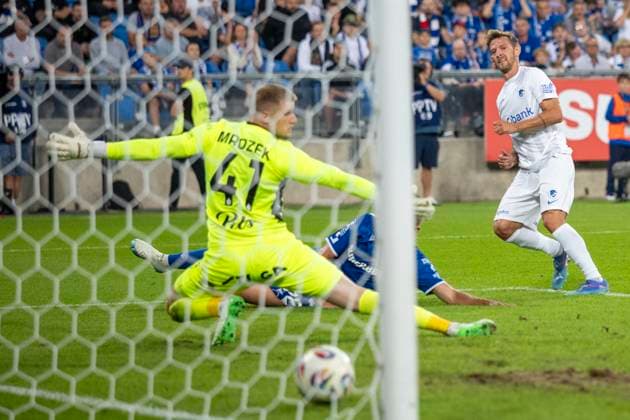 Lech Poznan vs KRC Genk - UEFA Europa League Patrik Hrosovsky scores a second goal during UEFA Europa League play-off match between Lech Poznan and KRC Genk at Poznan Stadium in Poznan,Poland on August 21, 2025 Poznan Poland  Copyright: xAndrzejxIwanczukx originalFilename:iwanczuk-lechpozn250821_npXsp.jpg