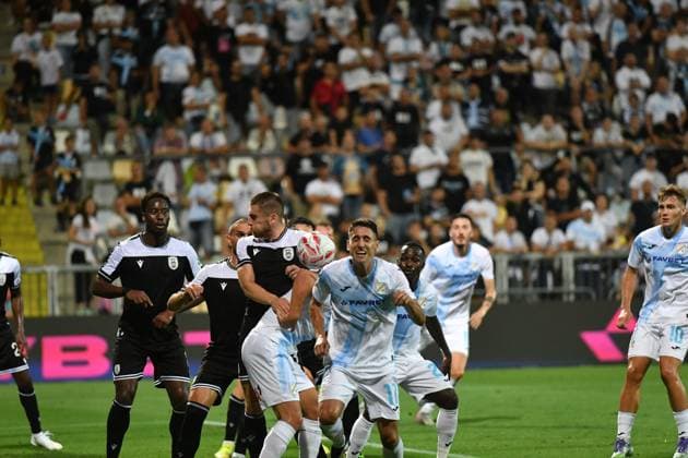 Rijeka, 210825. Rujevica Stadium. Player Luka Menalo plays on the first match of the 4th qualifying round of the UEFA Europa League Rijeka - PAOK. Photo: Damir Skomrlj CROPIX Copyright: xxDamirxSkomrljx xCROPIXx rijeka_paok12-210825