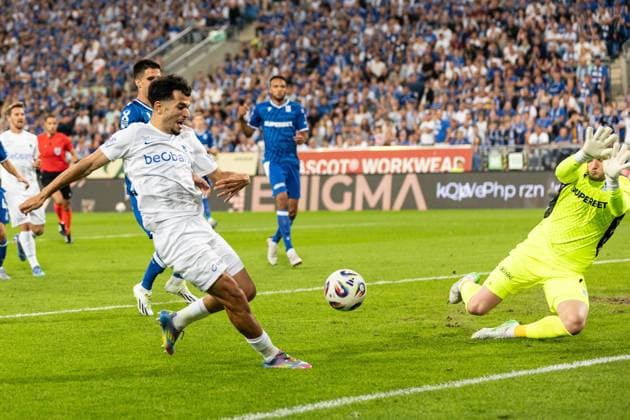 21.08.2025. POZNAN, POLSKA. MECZ 4. RUNDY ELIMINACJI LIGI EUROPY LECH POZNAN VS KRC GENK--- THE MATCH OF 4TH ROUND QUALIFYING UEFA EUROPA LEAGUE LECH POZNAN VS KRC GENK, NZ. BARTOSZ MROZEK, FOT. TOMASZ KLUCZYNSKI ARENA AKCJI NEWSPIX.PL --- newspix.pl 