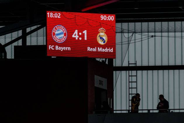 The scoreboard shows the final score Bayern win this test with 4 1 against Real Madrid GER, FC Bayern Muenchen Women vs Real Madrid CF, Football, Women, Test match, Season 2025 2026, 21 08 2025 DFL DFB REGULATIONS PROHIBIT ANY USE OF PHOTOGRAPHS as IMAGE SEQUENCES and or QUASI VIDEO GER, FC Bayern Muenchen Women vs Real Madrid CF, Football, Women, Test match, Season 2025 2026, 21 08 2025 Muenchen Copyright: xEibner-Pressefoto HeikexFeinerx EP_HFR