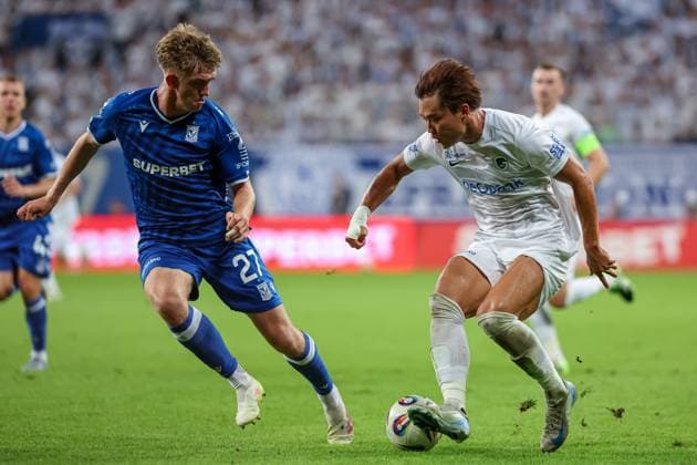 POLAND OUT !!! 2025.08.21 Poznan Pilka nozna 4 Runda Eliminacji Liga Europy Lech Poznan - KRC Genk N z Hyeongyu Oh Wojciech Monka Foto Pawel Jaskolka PressFocus 2025.08.21 Poznan Football 4th Qualifying Round UEFA Europa League Lech Poznan - KRC Genk Credit: Pawel Jaskolka PressFocus NEWSPIX.PL --- newspix.pl 