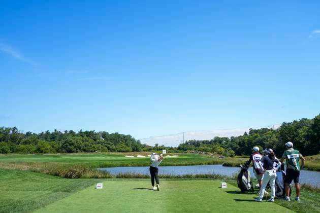 August 21, 2025, Mississauga, On, CANADA: Brooke Henderson tees off on the 14th hole in the first round of the CPKC WomenöÄÃ s Open at the Mississauga Golf and Country Club in Mississauga, Ont., Thursday, Aug. 21, 2025 Brooke Henderson  - ZUMAc35_ 20250821_zaf_c35_053 Copyright: xThomasxSkrljx