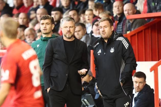 Aberdeen v Steaua Bucharest Europa League 21 08 2025. Play-Off Aberdeen Manager Jimmy Thelin and Aberdeen Coach Peter Leven during the Europa League Play-Off match between Aberdeen and Steaua Bucharest at Pittodrie Stadium, Aberdeen, Scotland on 21 August 2025. Aberdeen Pittodrie Stadium Aberdeenshire Scotland Editorial use only , Copyright: xStephenxDobsonx PSI-22642-0092