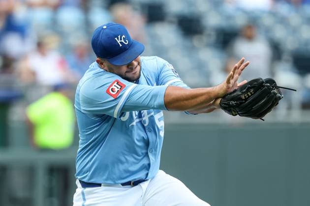 August 21, 2025: Kansas City Royals relief pitcher Carlos Estevez (53) reacts after the Royals defeated the Texas Rangers in a baseball game at Kauffman Stadium in Kansas City, MO. CSM Kansas City United States of America - ZUMAc04_ 20250821_zma_c04_086 Copyright: xDavidxSmithx