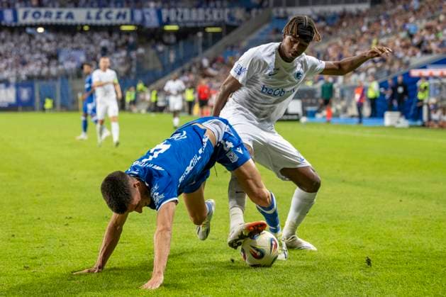 Lech Poznan vs KRC Genk - UEFA Europa League Joao Moutinho and Noah Adedeji-Sternberg is playing during UEFA Europa League play-off match between Lech Poznan and KRC Genk at Poznan Stadium in Poznan,Poland on August 21, 2025 Poznan Poland  Copyright: xAndrzejxIwanczukx originalFilename:iwanczuk-lechpozn250821_npdI2.jpg