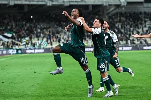 August 21, 2025, Athens, Athens, Greece: 14 ERIK PALMER-BROWN of Panathinaikos celebrates a goal with his teammates 28 FACUNDO PELLISTR and 2 DAVIDE CALABRIA during the Europa League, Play-offs, 1st leg match between Panathinaikos and Samsunspor at OAKA Stadium on August 21, 2025, in Athens, Greece. Athens Greece - ZUMAk160 20250821_zip_k160_011 Copyright: xStefanosxKyriazisx