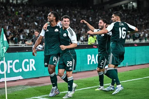 Panathinaikos v Samsunspor - UEFA Champions League Erik Palmer-Brown of Panathinaikos celebrates a goal with his teammates Davide Calabria, Facundo Pellistri, and Adam Gnezda Cerin during the Europa League Play-offs, 1st leg match between Panathinaikos and Samsunspor at OAKA Stadium in Athens, Greece, on August 21, 2025.  Copyright: xStefanosxKyriazisx originalFilename:kyriazis-panathin250821_npJf8.jpg