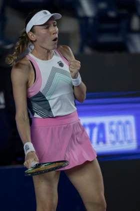 August 21, 2025, Monterrey, Nuevo Leon, Mexico: Yekaterina AleksoÂ¡ndrova (RUS) in action against Linda Noskova (CZE) during their match at the Monterrey Open WTA, Tennis Damen 500. Monterrey Mexico - ZUMAo125 0831114415st Copyright: xAntonioxOjedax