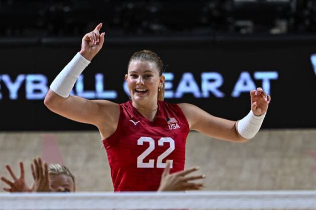 USA v Slovenia - FIVB Women s Volleyball World Championship, WM, Weltmeisterschaft NAKHON RATCHASIMA, THAILAND - AUGUST 22: Sarah Franklin(22) of USA in action during FIVB Women s Volleyball World Championship volleyball match between USA and Slovenia at Korat Chatchai Hall in Nakhon Ratchasima, Thailand on August 22, 2025. Mustafa Hatipoglu Anadolu Nakhon Ratchasima Thailand. Editorial use only. Please get in touch for any other usage.  Copyright: x2025xAnadoluxMustafaxHatipoglux