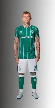 official portrait date SV Werder Bremen 2025 2026 Isak Hansen Aaroen Hansen Aaroen SV Werder Bremen 21 1 BL portrait date 2025 2026, xWerderxBremenx xHeidmannxxvia nph00001
