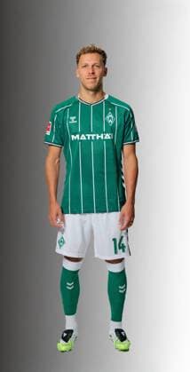 official portrait date SV Werder Bremen 2025 2026 Senne Lynen Werder Bremen 14 1 BL portrait date 2025 2026, xWerderxBremenx xHeidmannxxvia nph00001