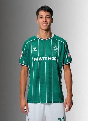 official portrait date SV Werder Bremen 2025 2026 Julian Malatini WerderË½Bremen 22 1 BL portrait date 2025 2026, xWerderxBremenx xHeidmannxxvia nph00001