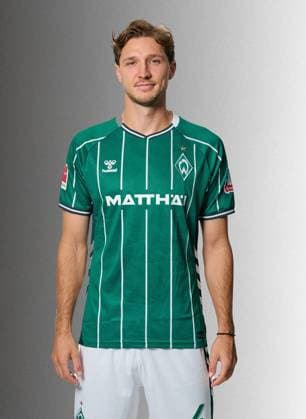 official portrait appointment SV Werder Bremen 2025 2026 Niklas Stark Werder Bremen 04 1 BL portrait appointment 2025 2026, xWerderxBremenx xHeidmannxxvia nph00001