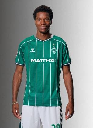 official portrait date SV Werder Bremen 2025 2026 Skelly Alvero Werder Bremen 28 1 BL portrait date 2025 2026, xWerderxBremenx xHeidmannxxvia nph00001