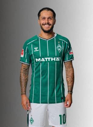 official portrait date SV Werder Bremen 2025 2026 Leonardo Bittencourt Werder Bremen 10 1 BL portrait date 2025 2026, xWerderxBremenx xHeidmannxxvia nph00001