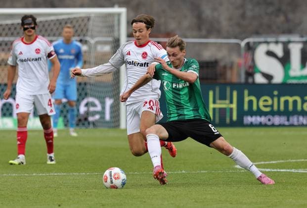 22 08 2025 Soccer Season 2025 2026 2 Soccer Bundesliga 03 Matchday SC Preußen Münster SCP 1 FC Nürnberg FCN Club Sportfoto Zink DaMa xdaxmax DFL regulations prohibit any use of photographs as image sequences and or quasi video only for editorial use Caspar Jander 20, 1 FC Nürnberg FCN Joshua Mees 8, Preußen Münster